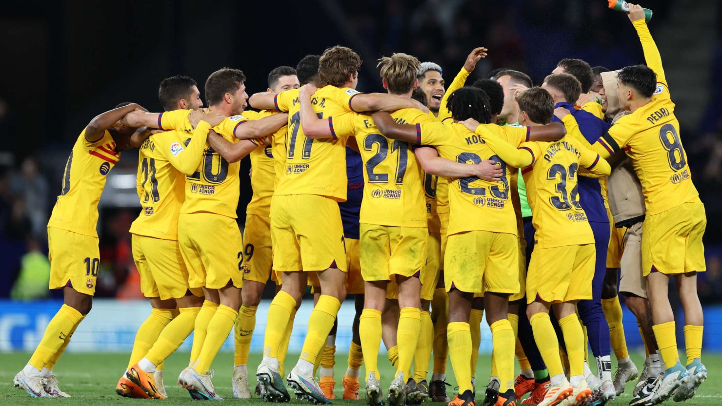 拉布亚德从 拉布亚德从